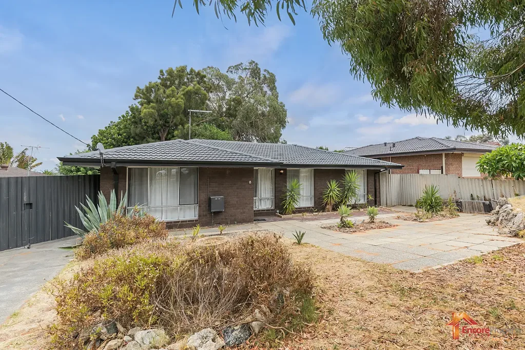 8 Gamblin Way, Parmelia, WA 6167