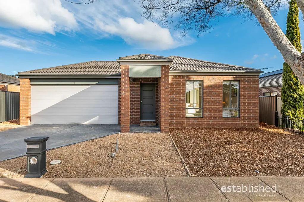 37 Fairbridge Road, Point Cook, VIC 3030