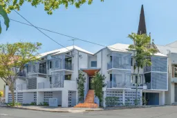 3/273 Boundary Street, Spring Hill