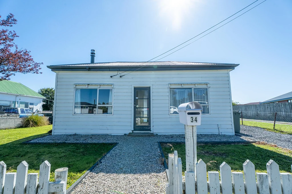 34 Chaucer Street, Milton, Otago Region