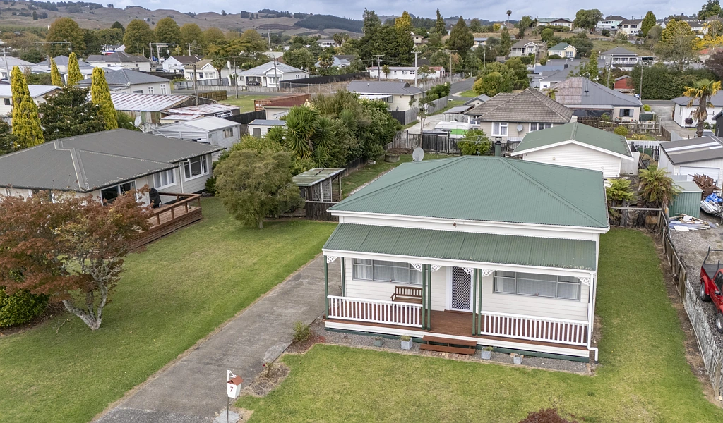Te Kuiti 3 Bedroom Location, Location, Location