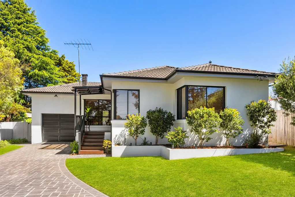 79 Govetts Leap Road, Blackheath, NSW 2785