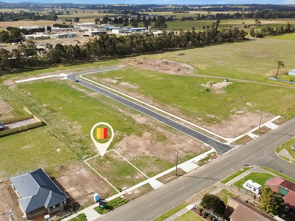 East Bairnsdale JUST TITLED, READY TO BUILD