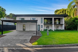 22 Gardenvale Street, Holland Park West