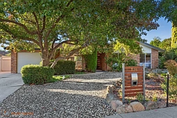 136 Clive Steele Avenue, Monash