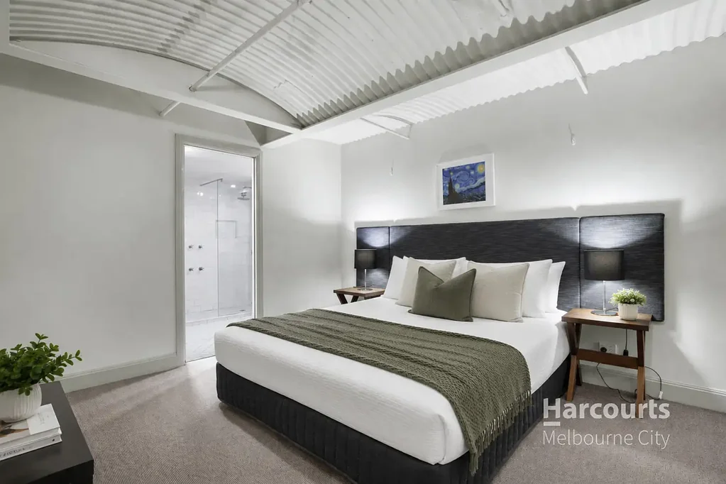 Iconic 'The Grand' - Furnished