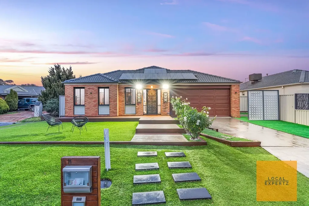 Caroline Springs 4ਬੈੱਡਰੂਮ The family entertainer you’ve been searching for.