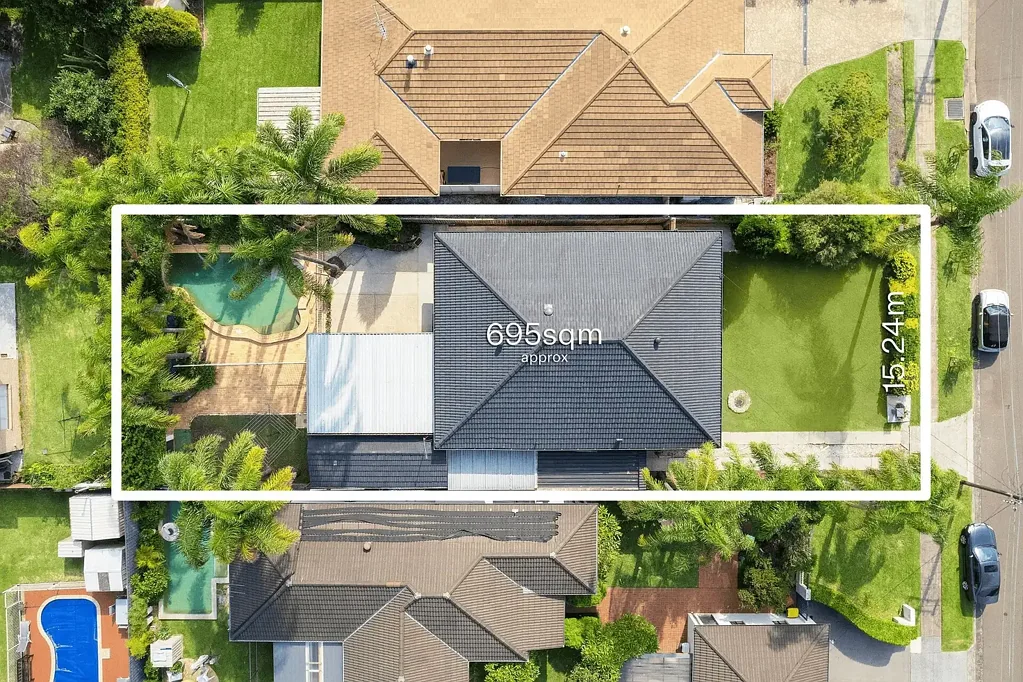 Ryde 3कमरा Rare Opportunity with Resort-Style Pool on a Generous 695.6sqm Block in Prime Ryde Location