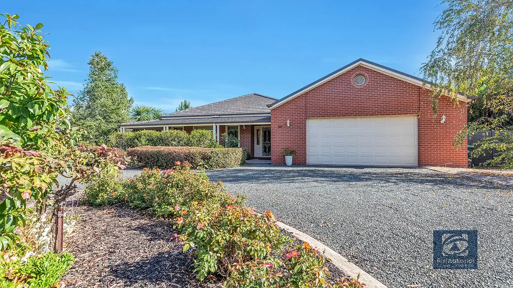 Moama 4房  A Family Home Full of Potential in the Heart of Winbi Estate