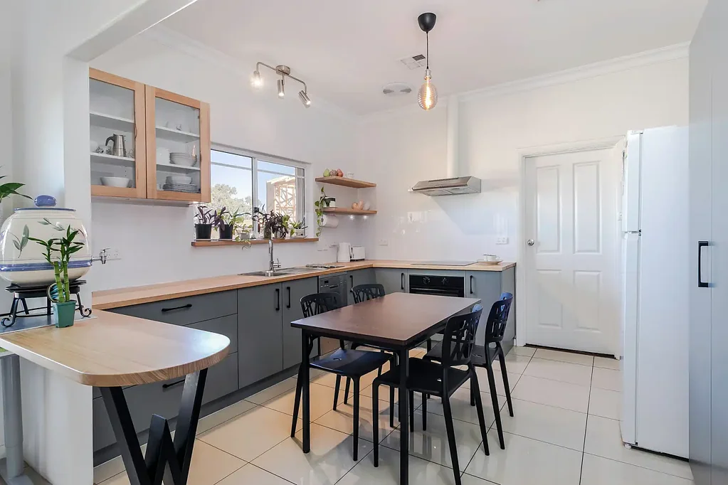 150 North East Road, Vale Park, SA 5081