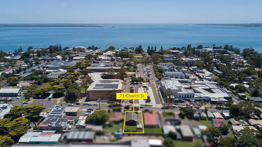 71 Church Street, Cowes, VIC 3922