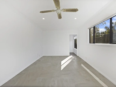 2A Hinemoa Ave, Killarney Vale, NSW 2261, 1 Schlafzimmer, 1 Badezimmer, Flat