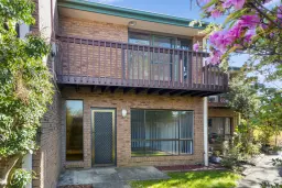 UNIT 2 8 KIANDRA RD, Woonona