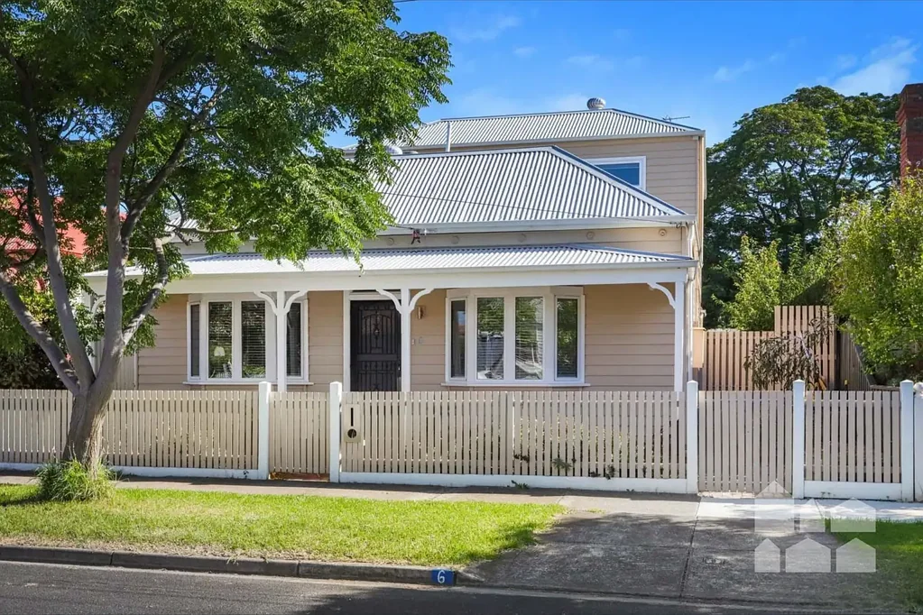 West Footscray 5બેડરૂમ Comfortable Living in a Convenient Setting