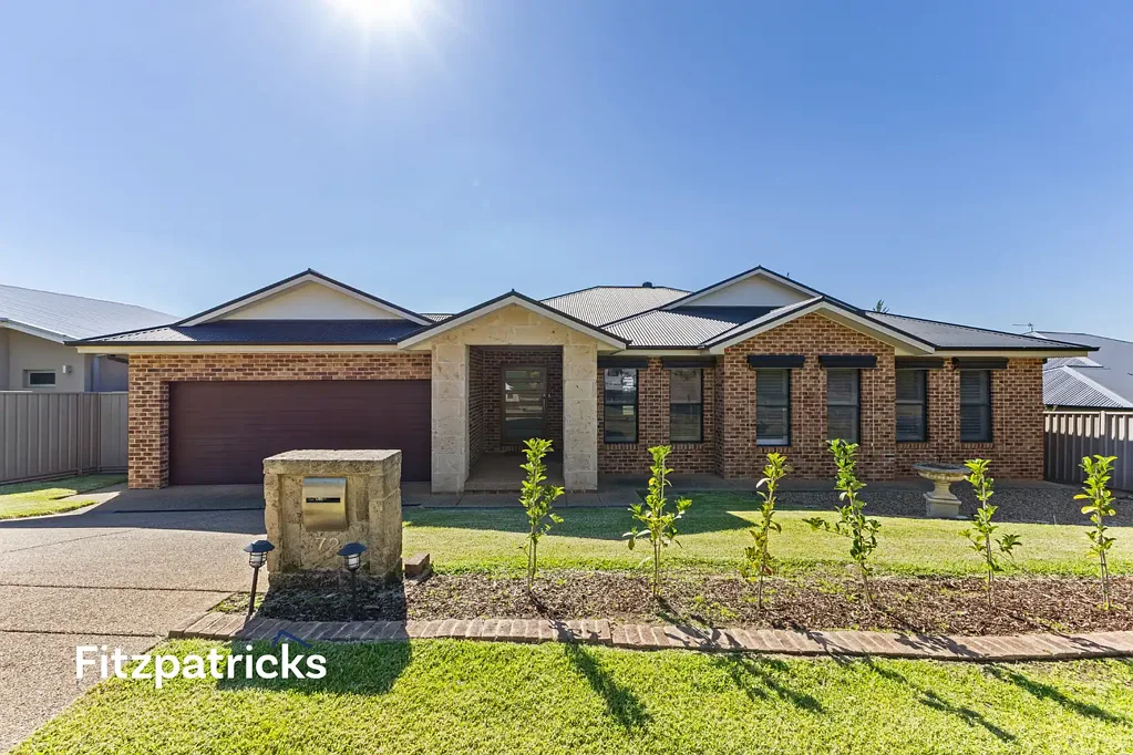72 Atherton Crescent, Tatton, NSW 2650
