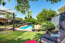 27 Wisteria Parade, Edgewater