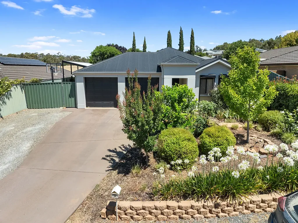 19 Pandappa Drive, Clare, SA 5453