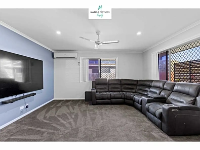 33 Parakeet Circuit, Kawungan, QLD 4655, 4房, 2浴, House