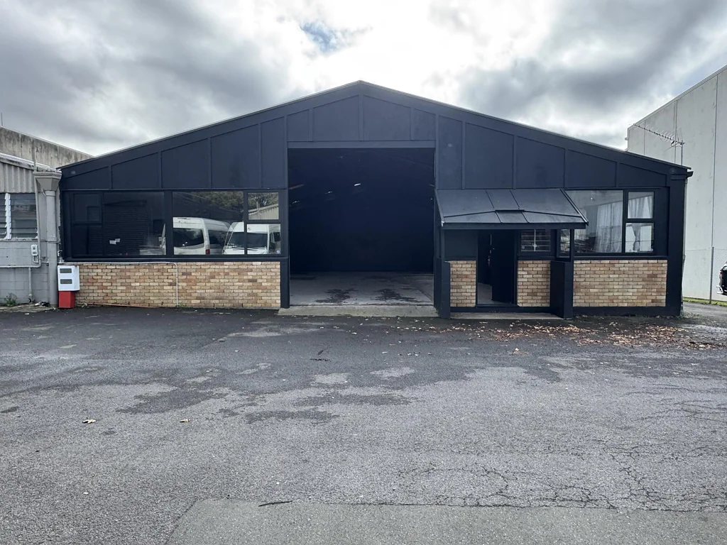 Mangere Bridge  Functional affordable industrial