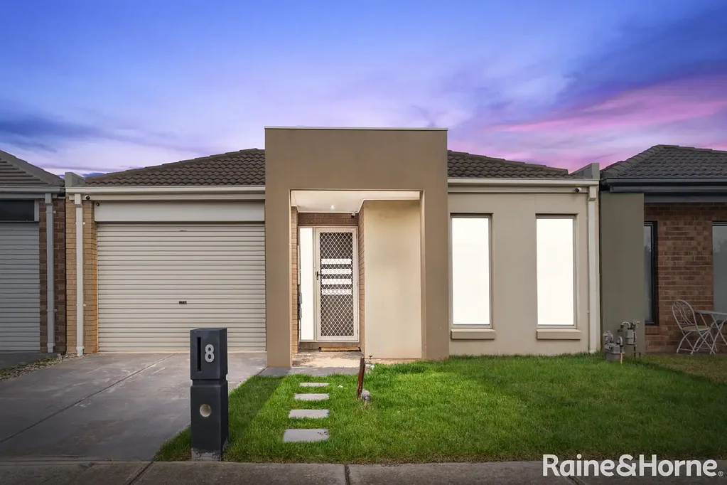 8 Colonus Street, Kurunjang, VIC 3337