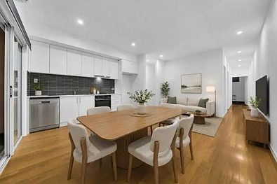 3/1 Gladstone Parade, Glenroy, VIC 3046, 3房, 2浴, Townhouse