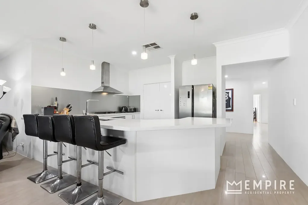 Lake Coogee 4कमरा Spacious Family Entertainer!