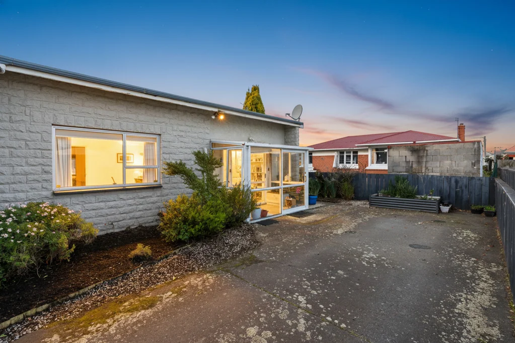 South Dunedin 2房  Easy Living, Sun & Space