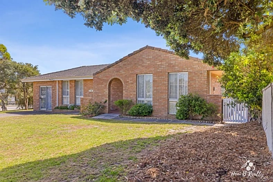 Spencer Park 3ਬੈੱਡਰੂਮ Coastal Proximity & Serious Backyard Potential – The Perfect Albany Lifestyle!