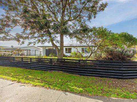 Flaxmere 3房  Ready to Go - Lovely Family Home!