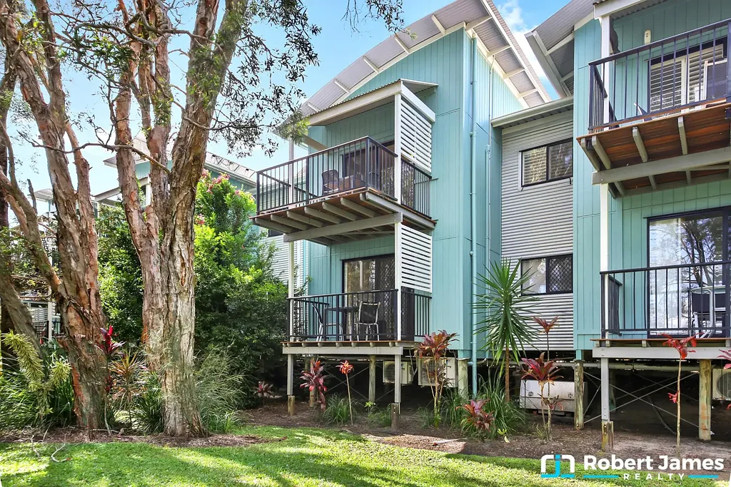 Tewantin 2 Slaapkamer PREMIUM POSITION - DUAL KEY APARTMENT WITH VIEWS