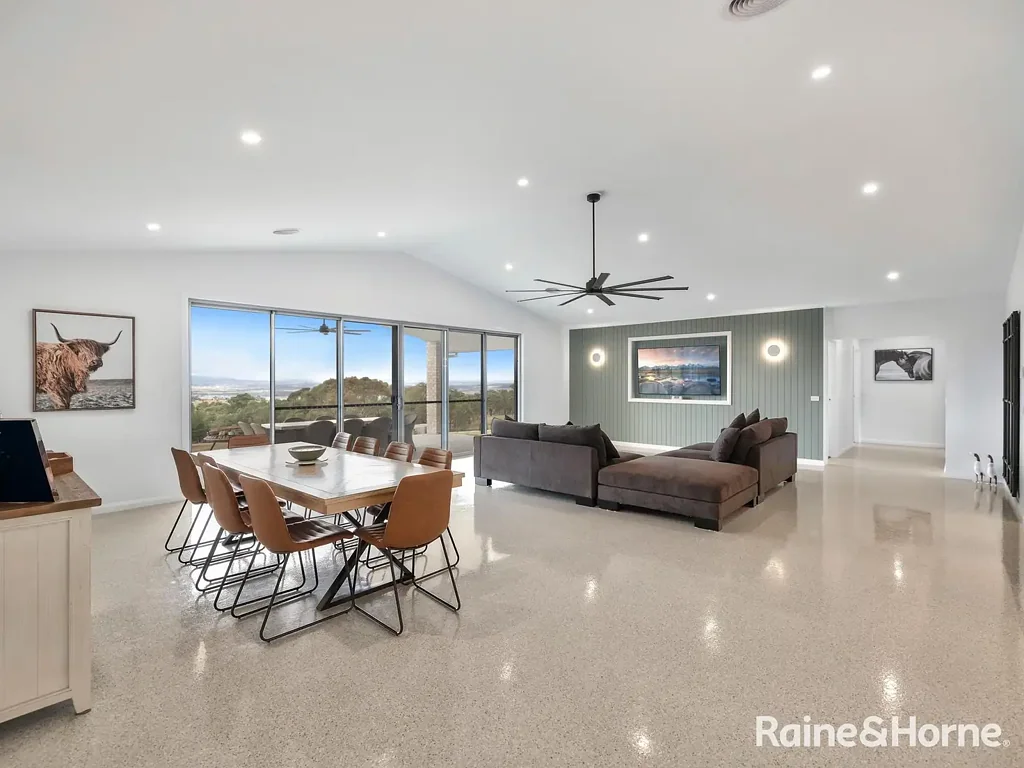 105 Willow Tree Lane, Mount Rankin, NSW 2795