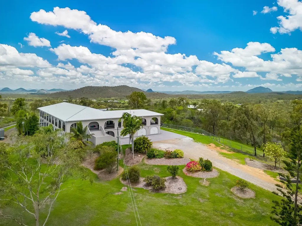 Limestone Creek 5બેડરૂમ Spacious Family Home in Limestone Creek!
