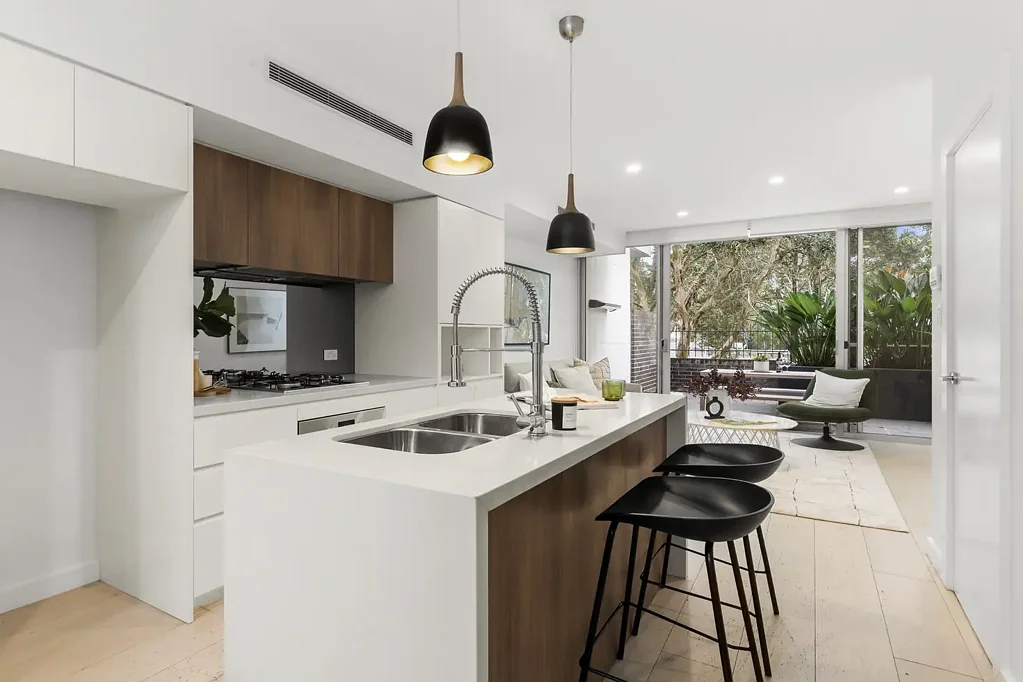Contemporary North-Facing Townhouse in Boutique Complex