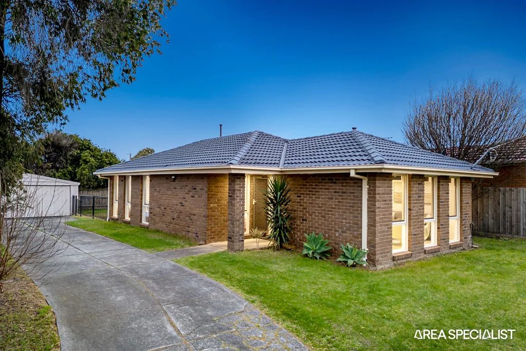 12 Yaltara Close, Cranbourne West, VIC 3977