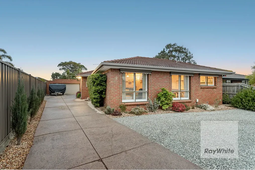 4 Fowler Court, Mill Park, VIC 3082