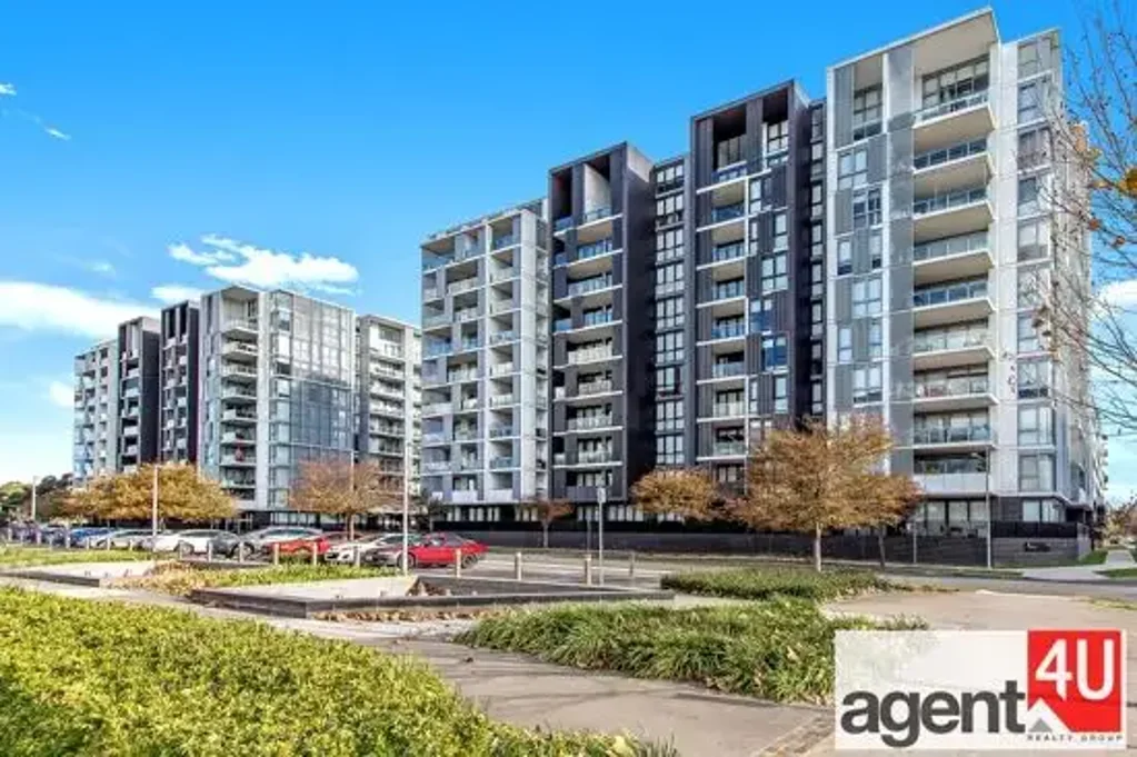 302/81B Lord Sheffield Circuit, Penrith, NSW 2750