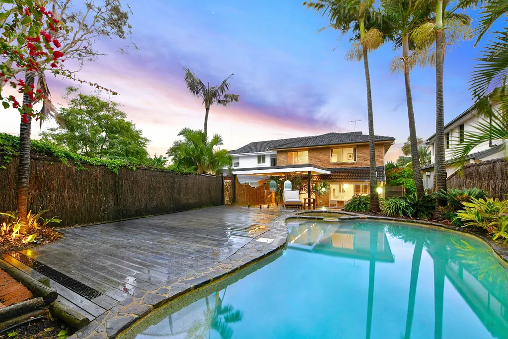 Malabar 4 Bedroom Family Oasis By The Seaside With A Tropical Pool Zone & Malabar Pool In Metres