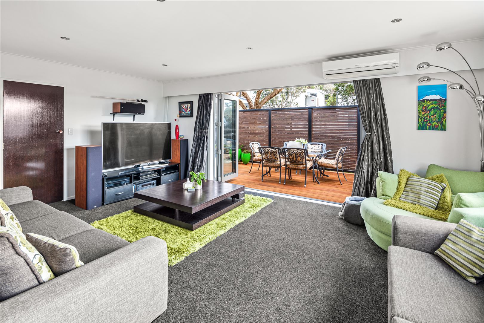 1 Hillview Crescent, Paparangi, Wellington, 4 habitaciones, 0 baños