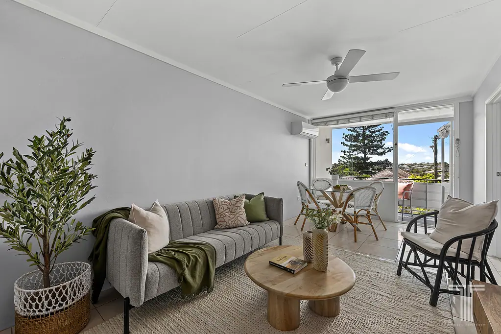 5/241 Cavendish Road, Coorparoo, QLD 4151