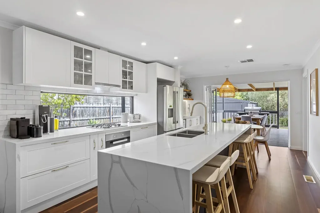 Dromana 3 Bedroom Coastal Chic