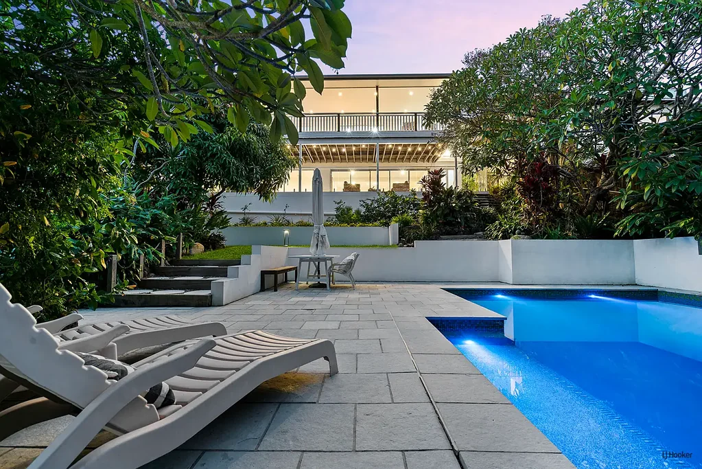 Tweed Heads 5غرفة نوم Tropical Oasis Meets Coastal Elegance � Dual Living with Breathtaking Views