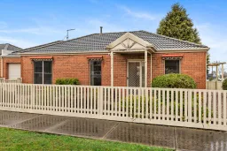 1/2 Rimmington Drive, Sebastopol