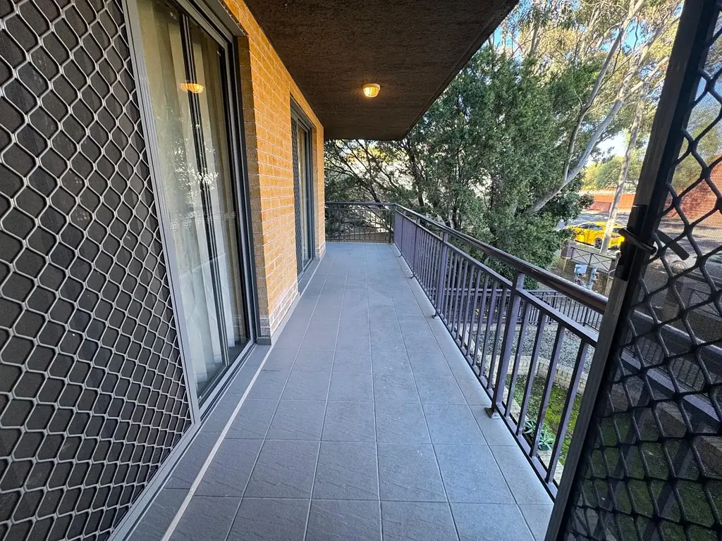 2 Bedroom Unit in the heart of Blacktown!