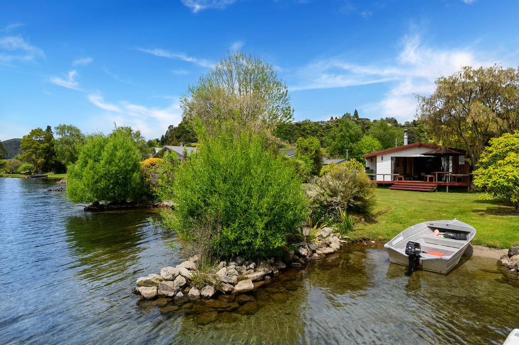 21 Steep Street, Lake Okareka, Rotorua, 4 ਕਮਰੇ, 0 ਬਾਥਰੂਮ