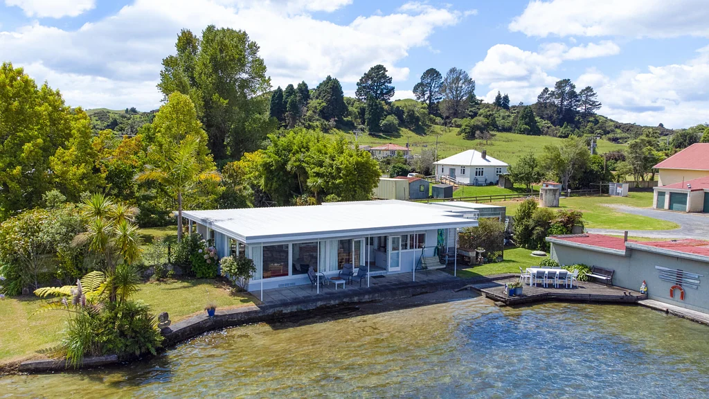 Okere Falls 2Kwarto Rotoiti Lakeside Leasehold