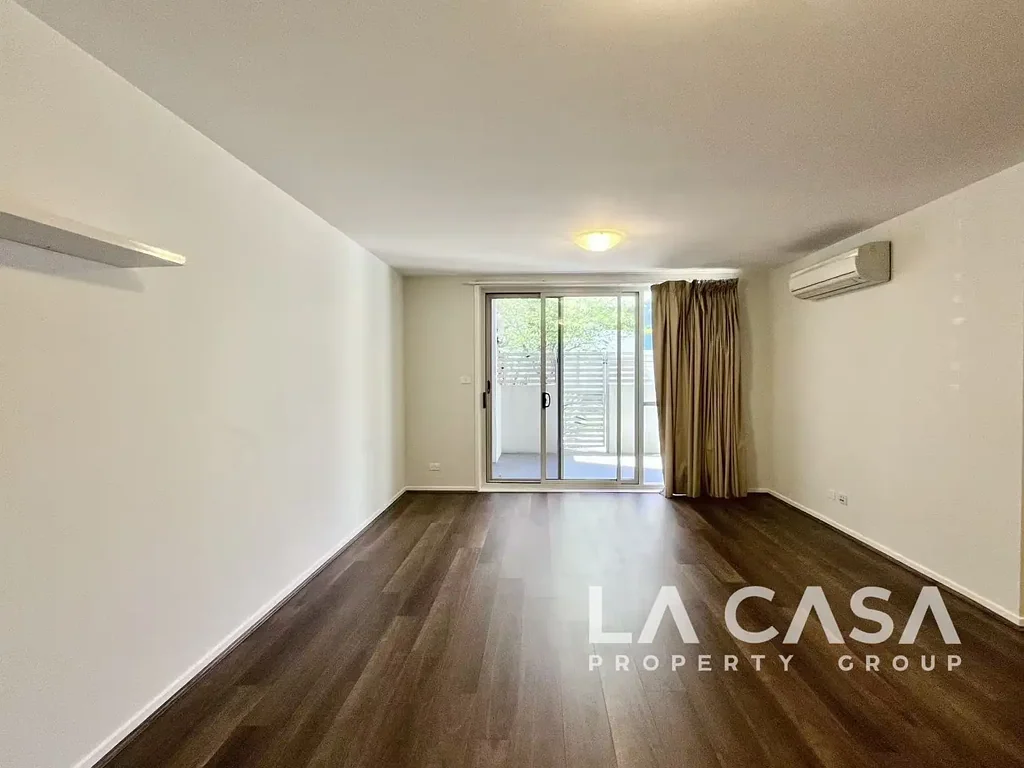 Convenience & Comfort | Oracle Ground-Floor Apartment