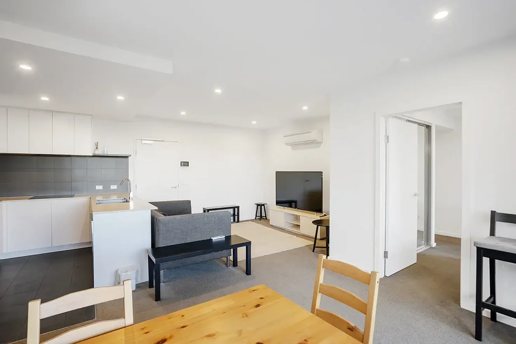 Modern City Apartment – Fully Furnished 2 Bedroom, 2 Bathroom with Private Split Layout