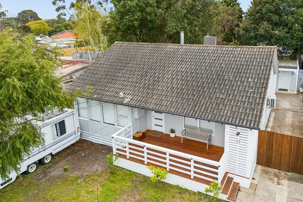 Frankston North 3Kwarto Imagine Room to Live, Work, and Host. Can You Picture It?