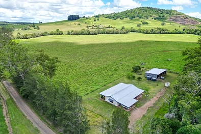 East Barron 3Moenga Highly Manageable Farming I Water Reliability  I Modern Rendered Home  I Sheds