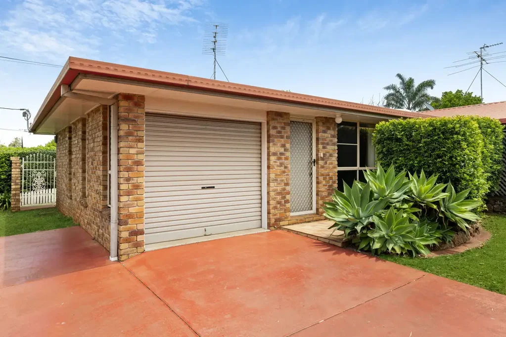 Quiet Location in Centenary Heights